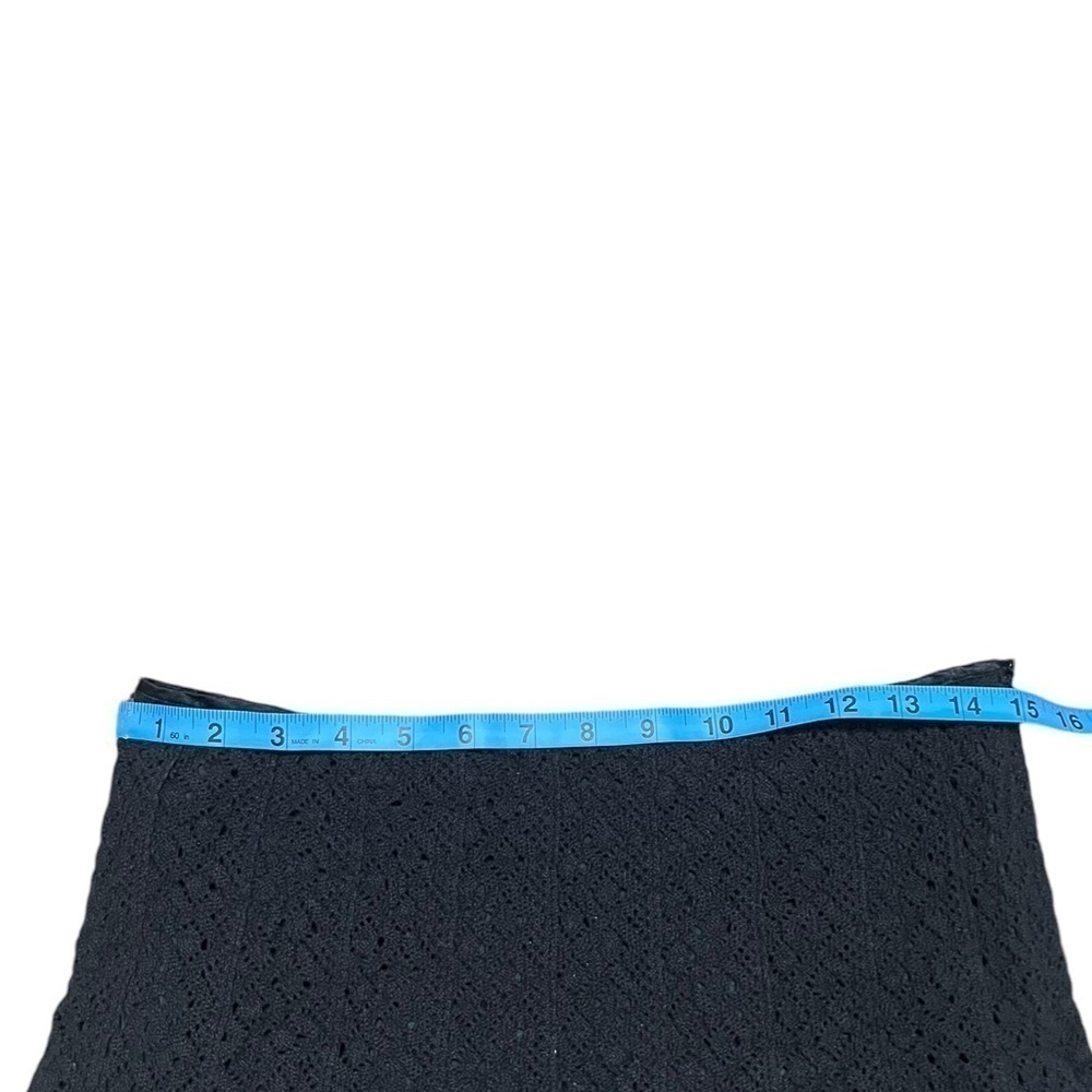 Michael Kors Skirt  Women's Black Crochet Lace & Velvet A-Line  size 6 - Picture 6 of 6